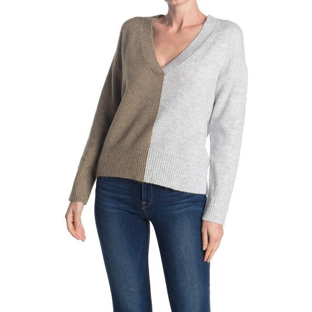 Sweet Romeo Women's V-Neck Colorblock Sweater In Latte/Heather Grey‎ Medium $49